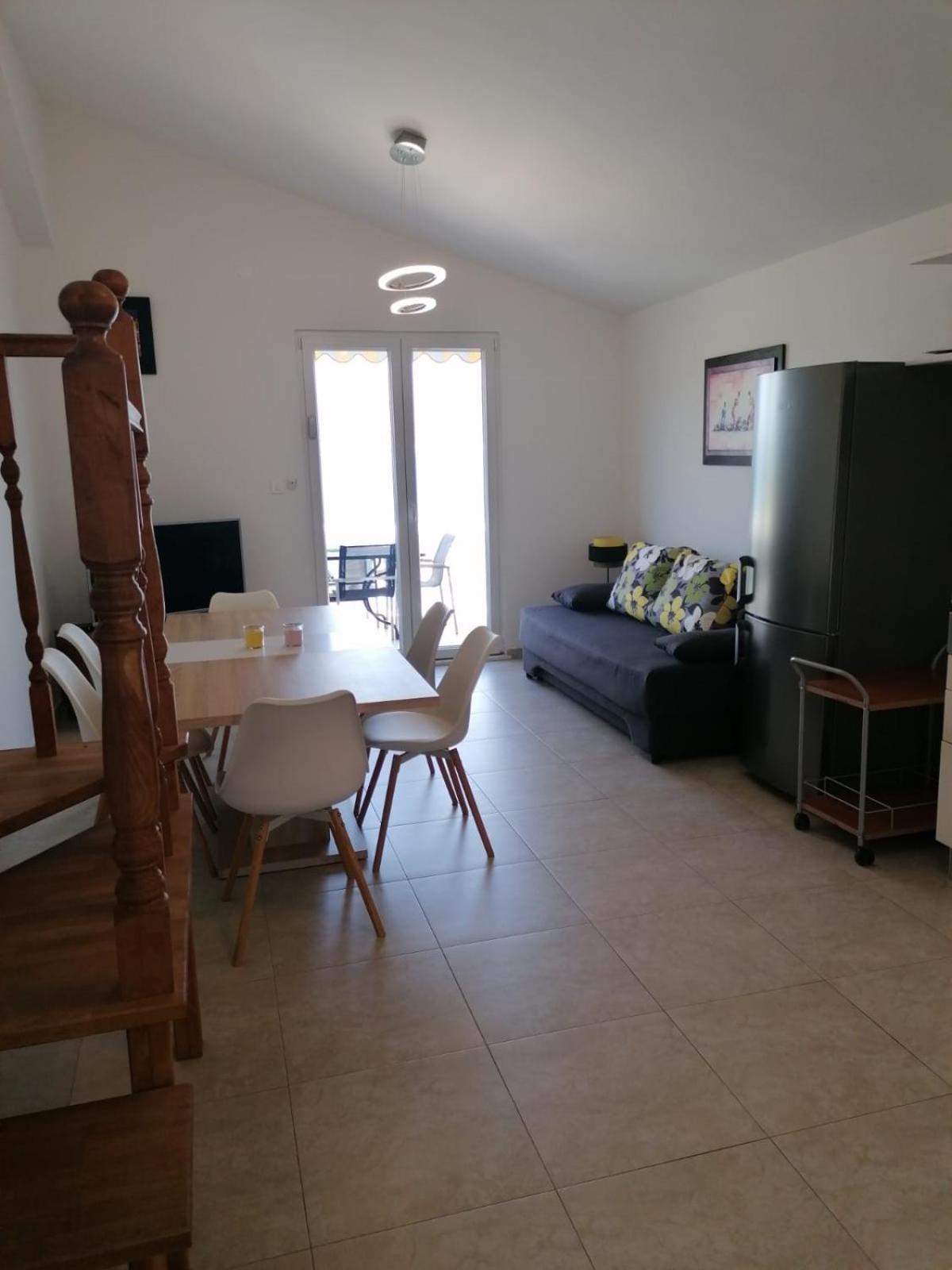 Apartments Villa Julia Trogir Buitenkant foto