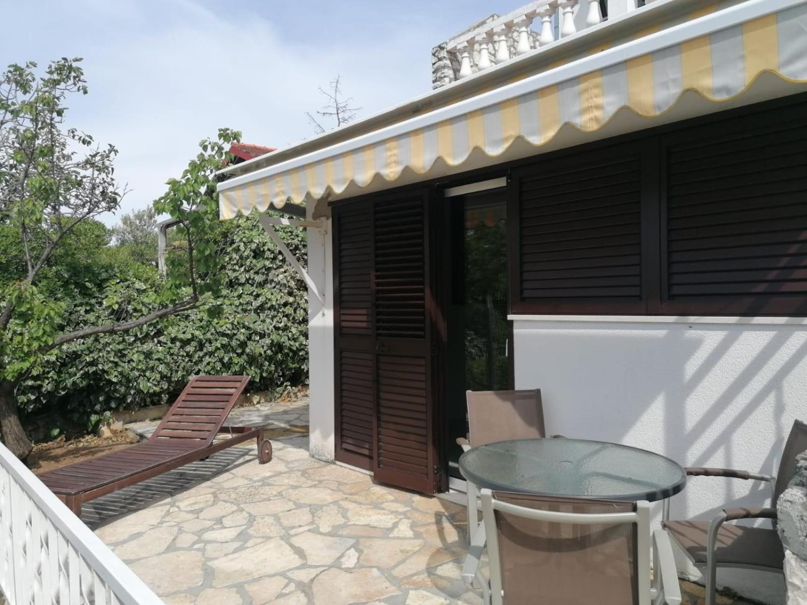 Apartments Villa Julia Trogir Buitenkant foto