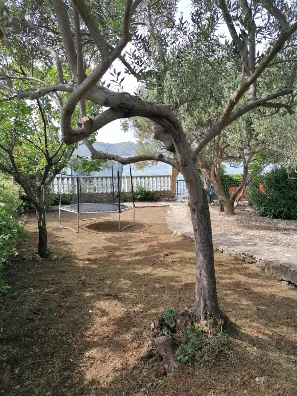 Apartments Villa Julia Trogir Buitenkant foto